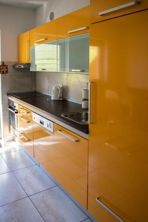 Apartma Soncek, On The Ski Slopes, Balcony, Private Parking Kranjska Gora Exterior photo